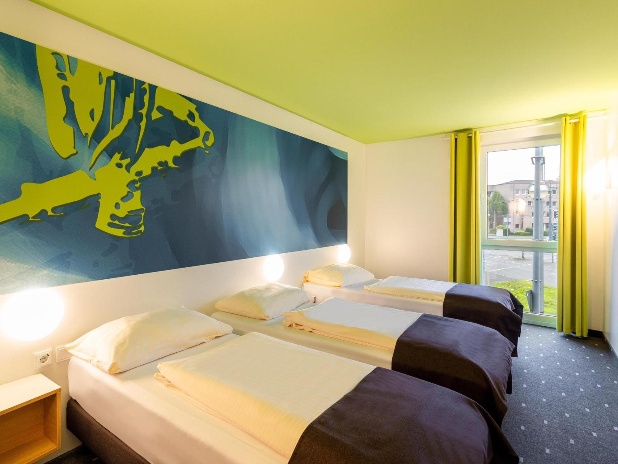 B&B Hotel Крефелд Екстериор снимка